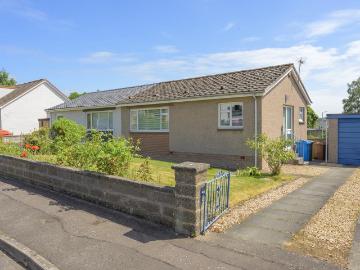 2 bedroom semi detached bungalow for sale