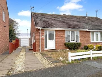 2 bedroom semi detached bungalow for sale