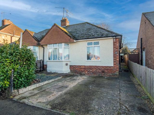 2 bedroom semi detached bungalow for sale