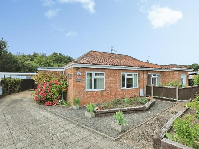 2 bedroom semi detached bungalow for sale