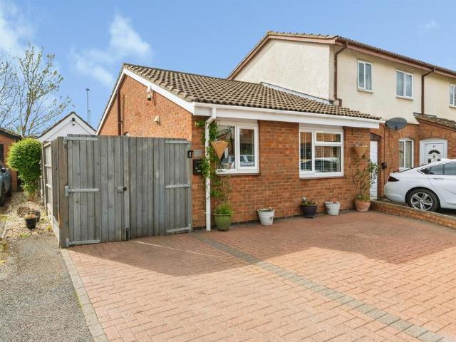 2 bedroom semi detached bungalow for sale