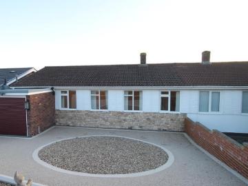 2 bedroom semi detached bungalow for sale