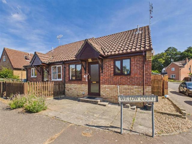 2 bedroom semi detached bungalow for sale
