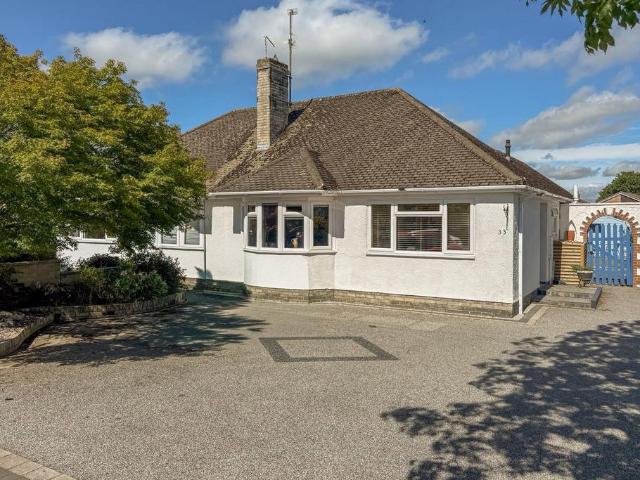 2 bedroom semi detached bungalow for sale