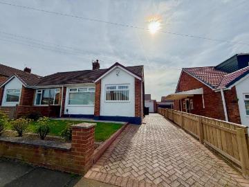 2 bedroom semi detached bungalow for sale
