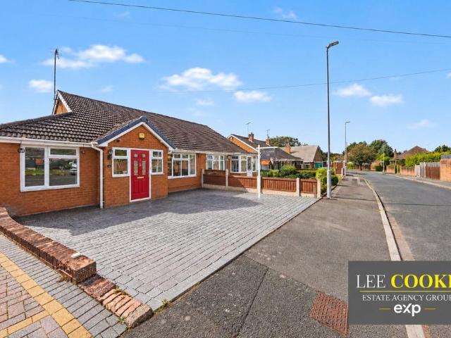 2 bedroom semi detached bungalow for sale
