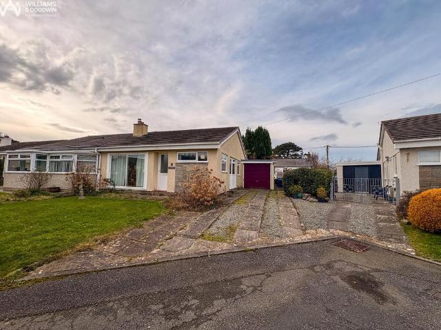 2 bedroom semi detached bungalow for sale