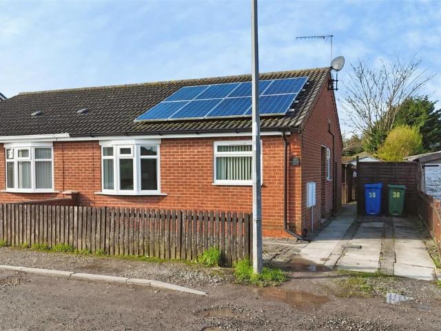 2 bedroom semi detached bungalow for sale