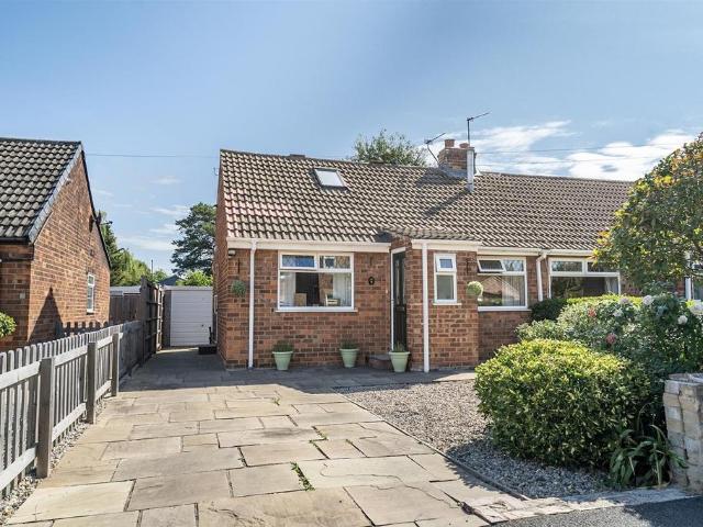 2 bedroom semi detached bungalow for sale