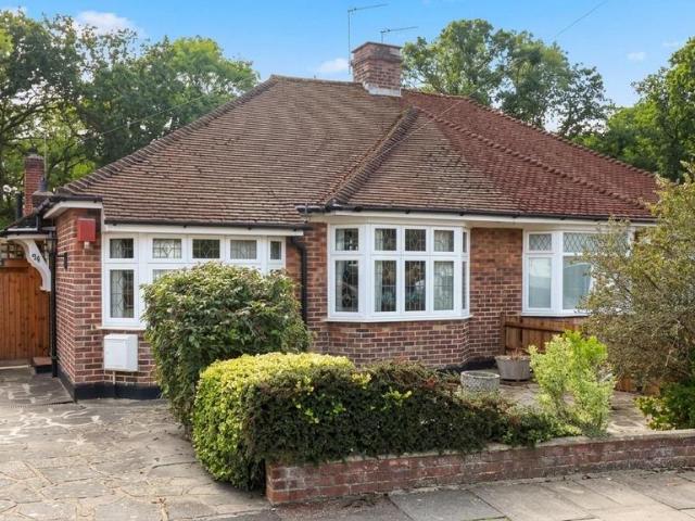 2 bedroom semi detached bungalow for sale