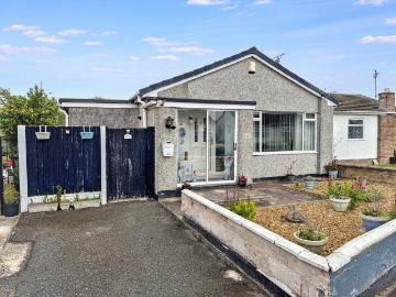 2 bedroom semi detached bungalow for sale