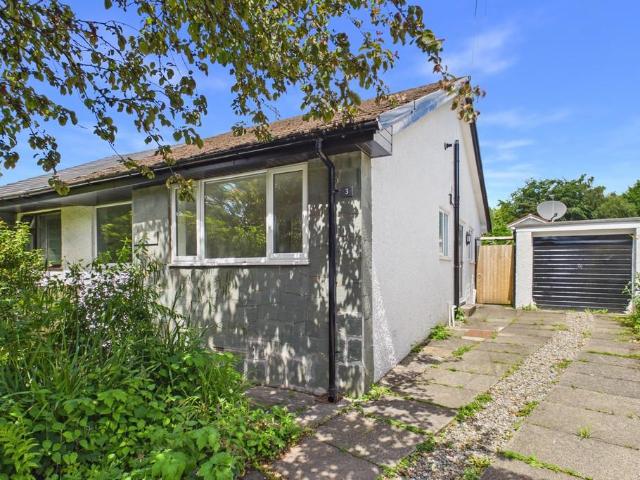 2 bedroom semi detached bungalow for sale