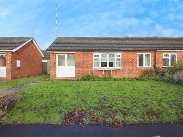 2 bedroom semi detached bungalow for sale