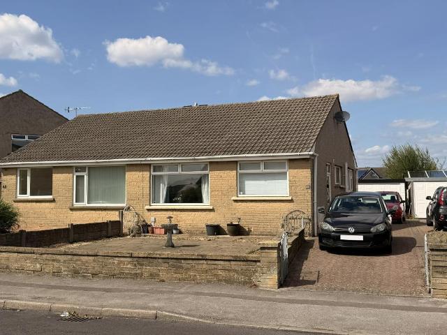 2 bedroom semi detached bungalow for sale