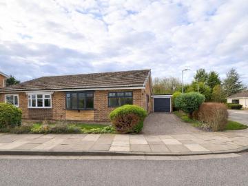 2 bedroom semi detached bungalow for sale