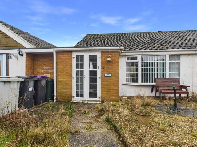2 bedroom semi detached bungalow for sale