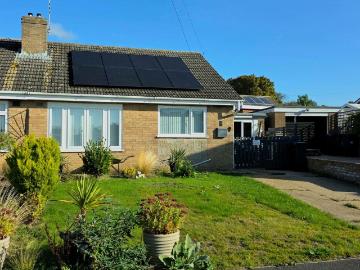 2 bedroom semi detached bungalow for sale