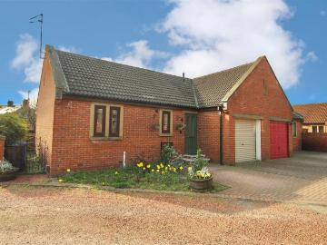 2 bedroom semi detached bungalow for sale