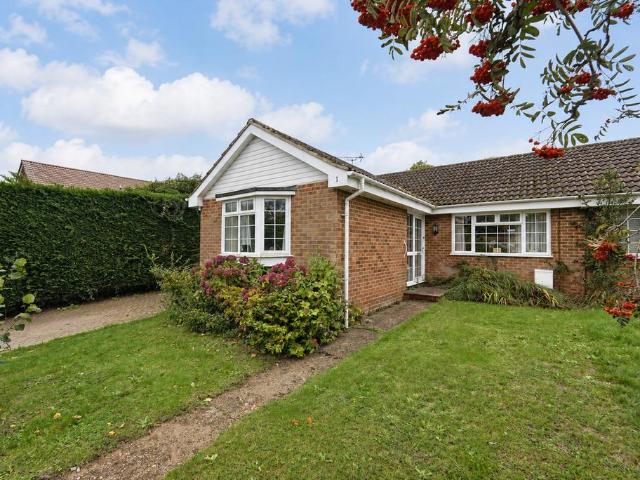 2 bedroom semi detached bungalow for sale