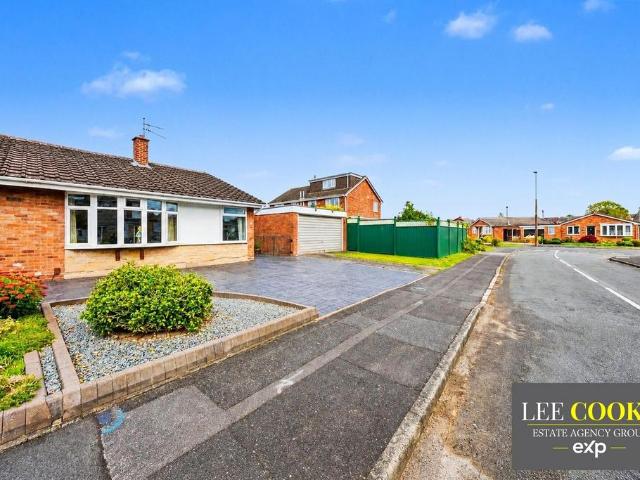 2 bedroom semi detached bungalow for sale