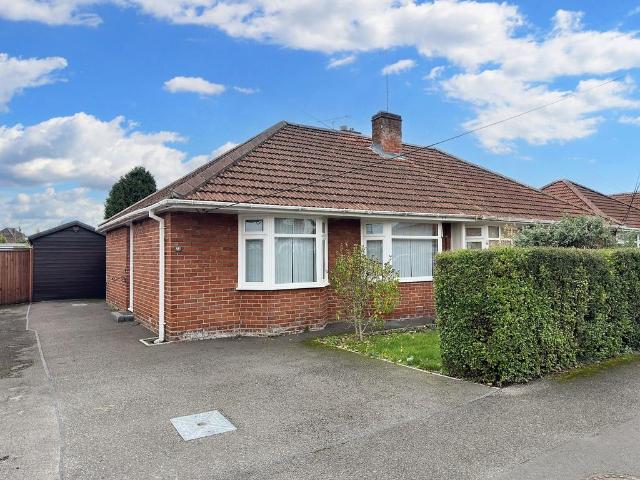2 bedroom semi detached bungalow for sale