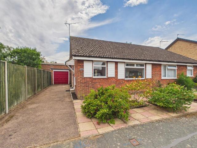 2 bedroom semi detached bungalow for sale