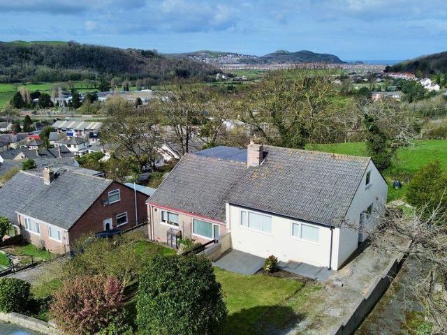 2 bedroom semi detached bungalow for sale