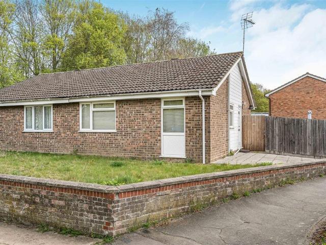 2 bedroom semi detached bungalow for sale