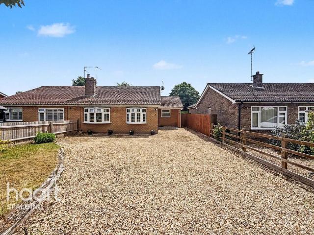 2 bedroom semi detached bungalow for sale