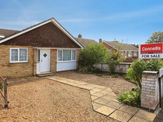 2 bedroom semi detached bungalow for sale