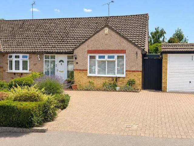 2 bedroom semi detached bungalow for sale