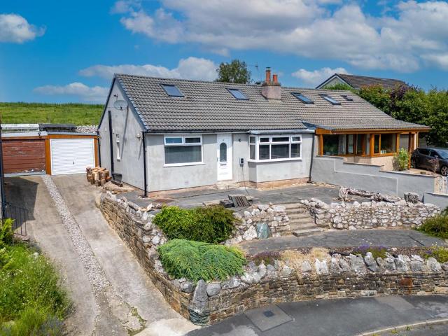 2 bedroom semi detached bungalow for sale
