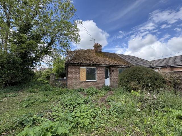 2 bedroom semi detached bungalow for sale