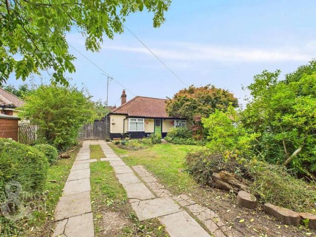 2 bedroom semi detached bungalow for sale