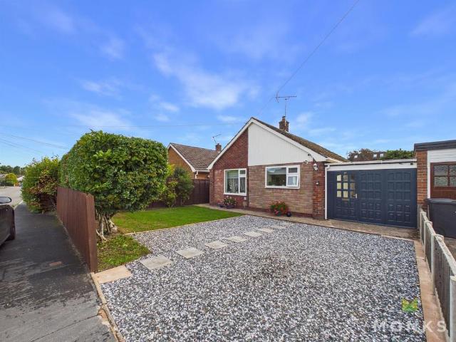 2 bedroom semi detached bungalow for sale