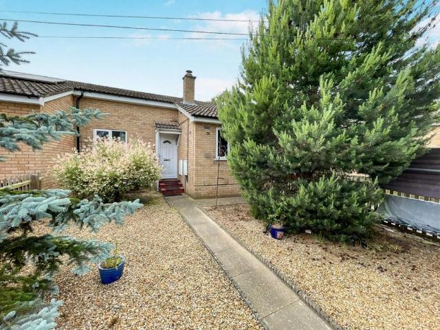 2 bedroom semi detached bungalow for sale