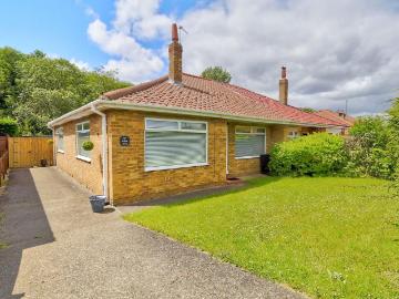 2 bedroom semi detached bungalow for sale