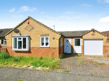 2 bedroom semi detached bungalow for sale