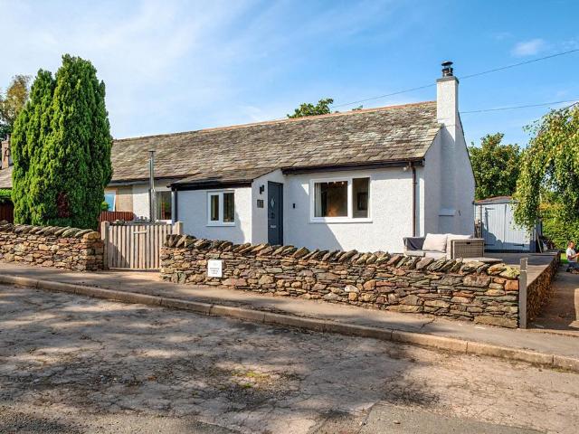 2 bedroom semi detached bungalow for sale