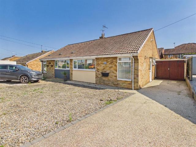 2 bedroom semi detached bungalow for sale