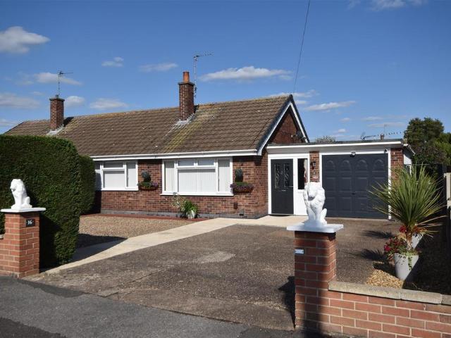 2 bedroom semi detached bungalow for sale