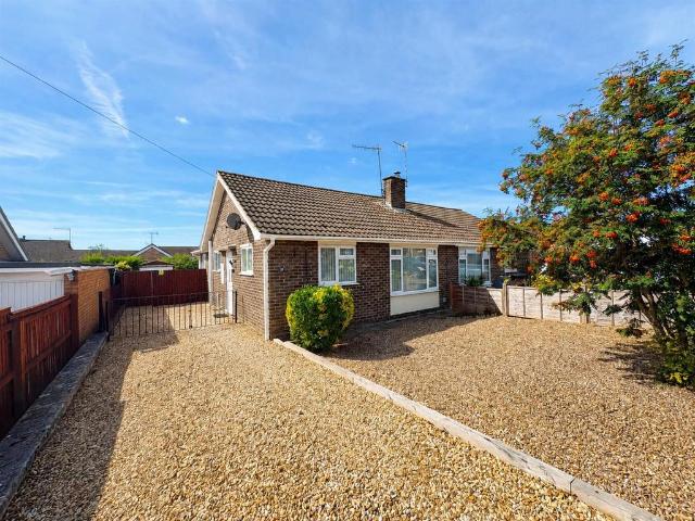 2 bedroom semi detached bungalow for sale
