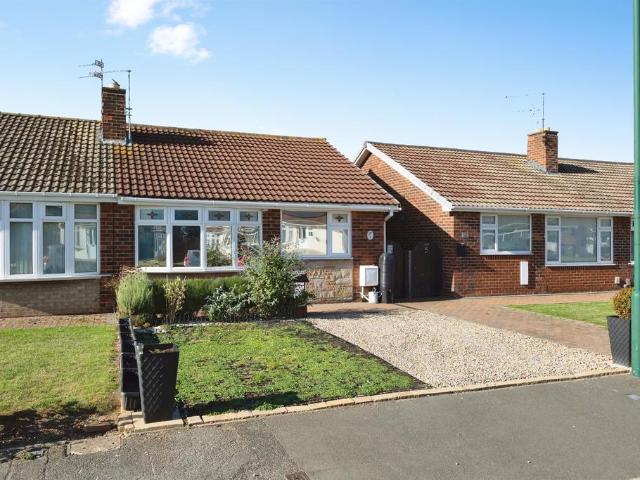 2 bedroom semi detached bungalow for sale