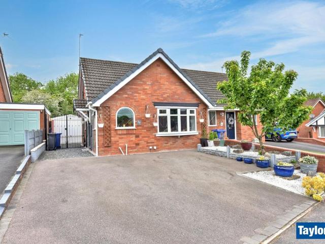 2 bedroom semi detached bungalow for sale