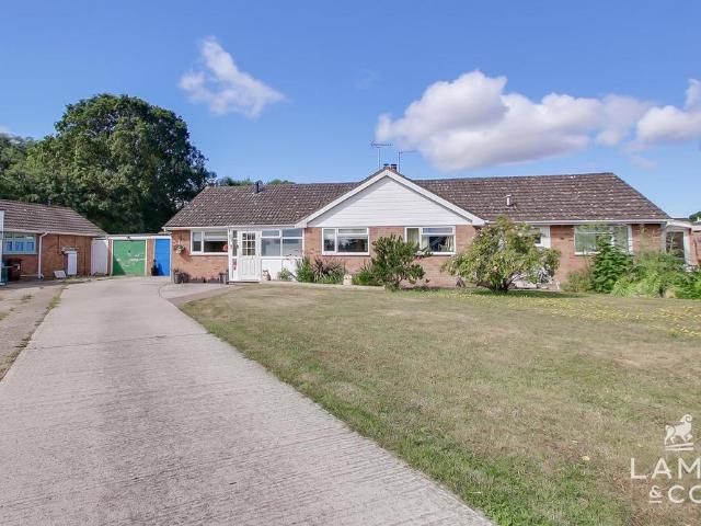 2 bedroom semi detached bungalow for sale