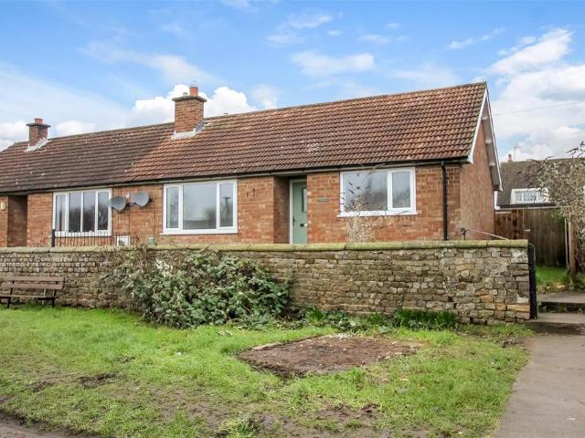 2 bedroom semi detached bungalow for sale