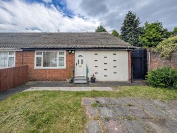 2 bedroom semi detached bungalow for sale
