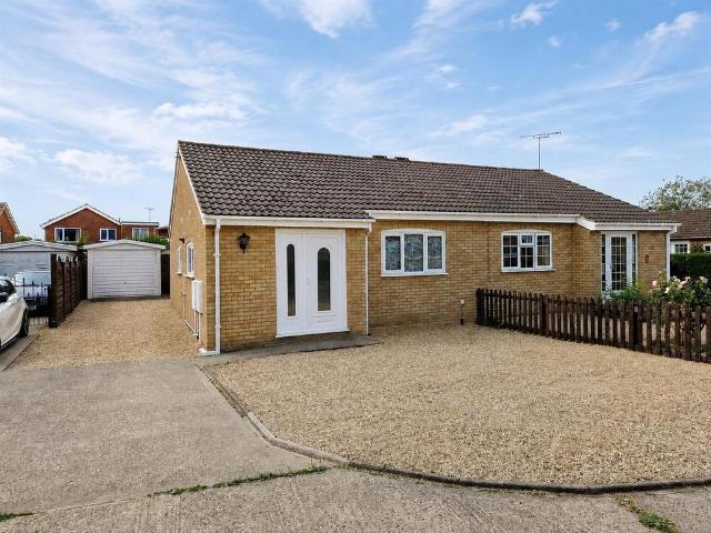 2 bedroom semi detached bungalow for sale