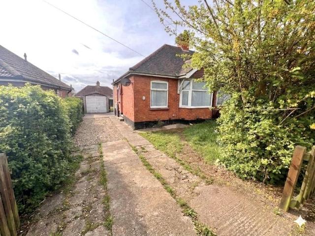 2 bedroom semi detached bungalow for sale
