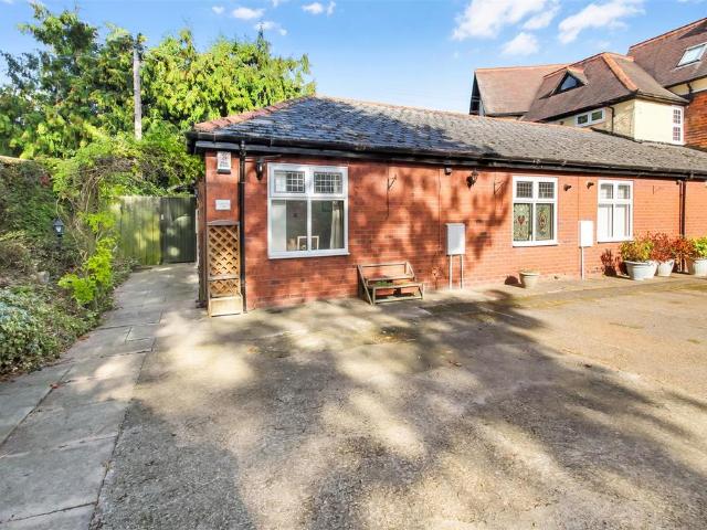 2 bedroom semi detached bungalow for sale